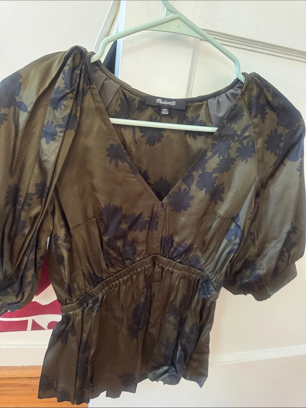 Madewell Olive Green V-Neck Puff-Sleeve Blouse with Black Floral